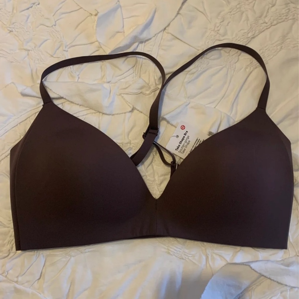 Lululemon take shape bra